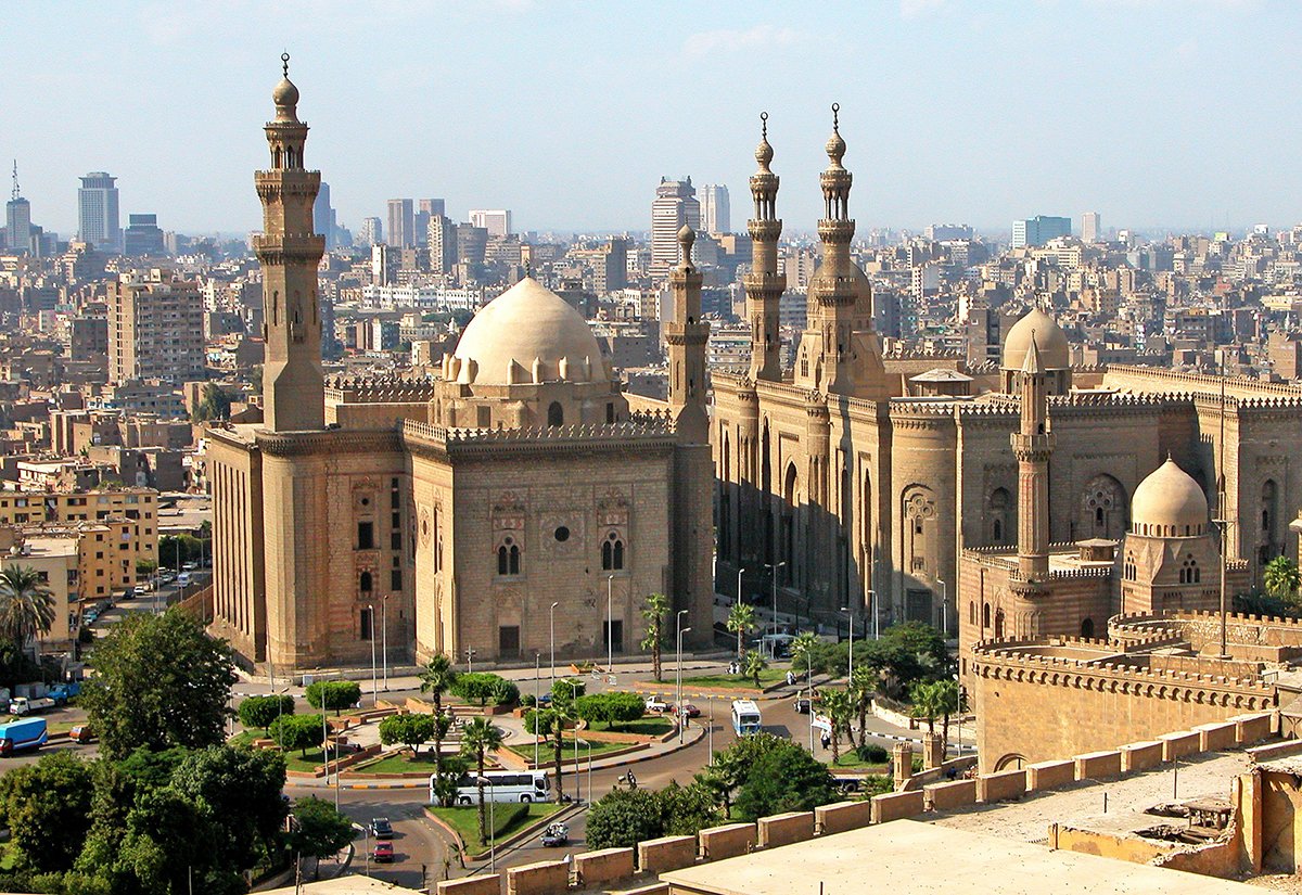 The major reason for the new capital city is to relieve congestion in  #Cairo, which is already one of the world's most crowded cities, and it is growing rapidly. Greater Cairo’s population is set to grow from 18 million people to 40 million people by 2050.