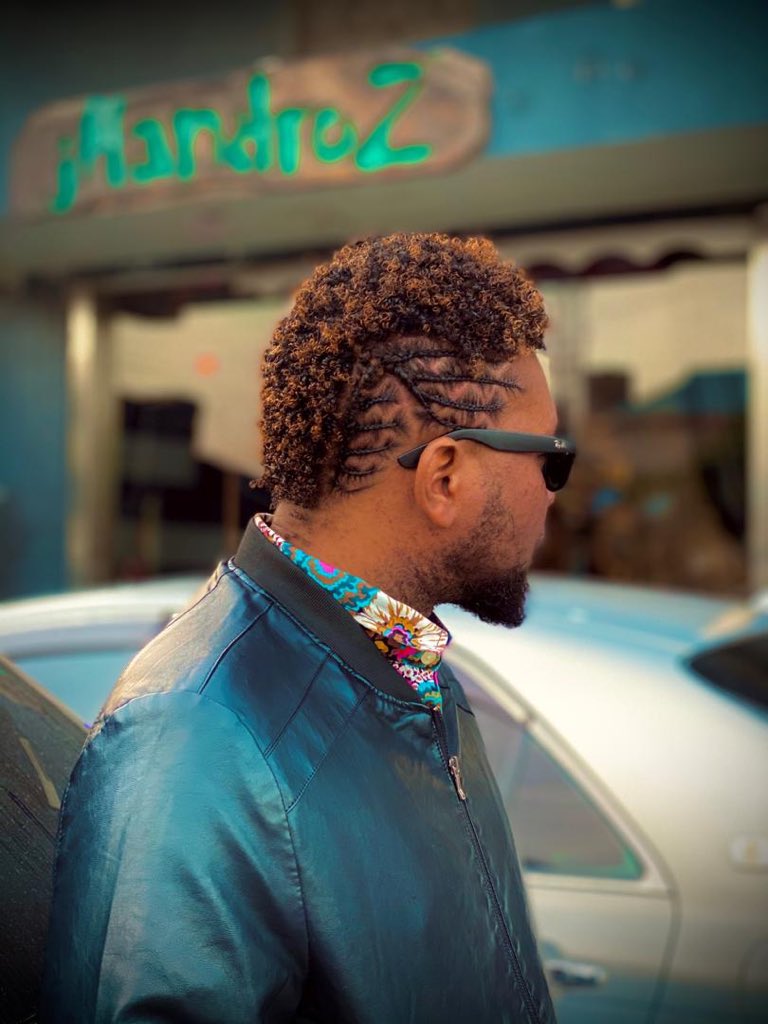 Cpwaa's tweet photo. Am ready to unleash the 2nd Wave⏳ 🌊! 🔥🔥🔥 Link still on my bio #August1st

Its's a Journey! Buckle up 🚀🚀🚀
#TheJourneyToTheEPLaunch #ItsTime #TheGreatnessIsHere #NaturalHairTherapyAndStyles by @j_handroz https://t.co/ZZJSSJUHUB