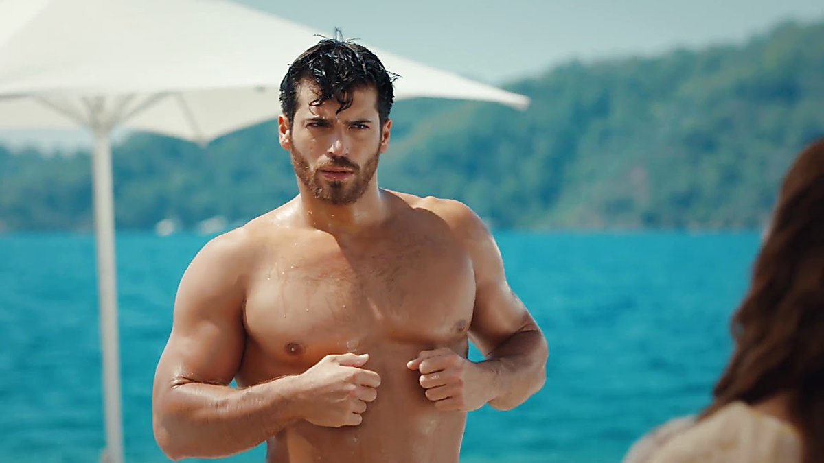 Can Yaman Shirtless in Mr Wrong S01E05. 