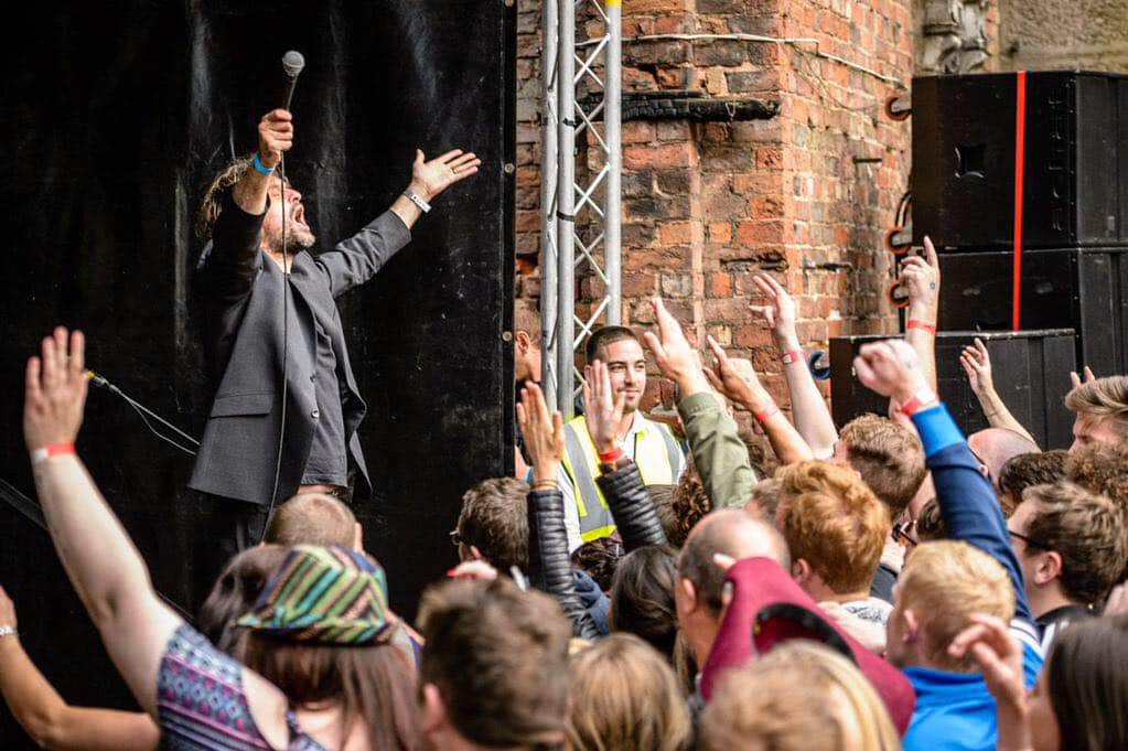 5 years ago today. <a href="/Reverend_Makers/">Reverend&TheMakers</a> headlined the <a href="/BombedOutChurch/">Ambrose Reynolds</a>