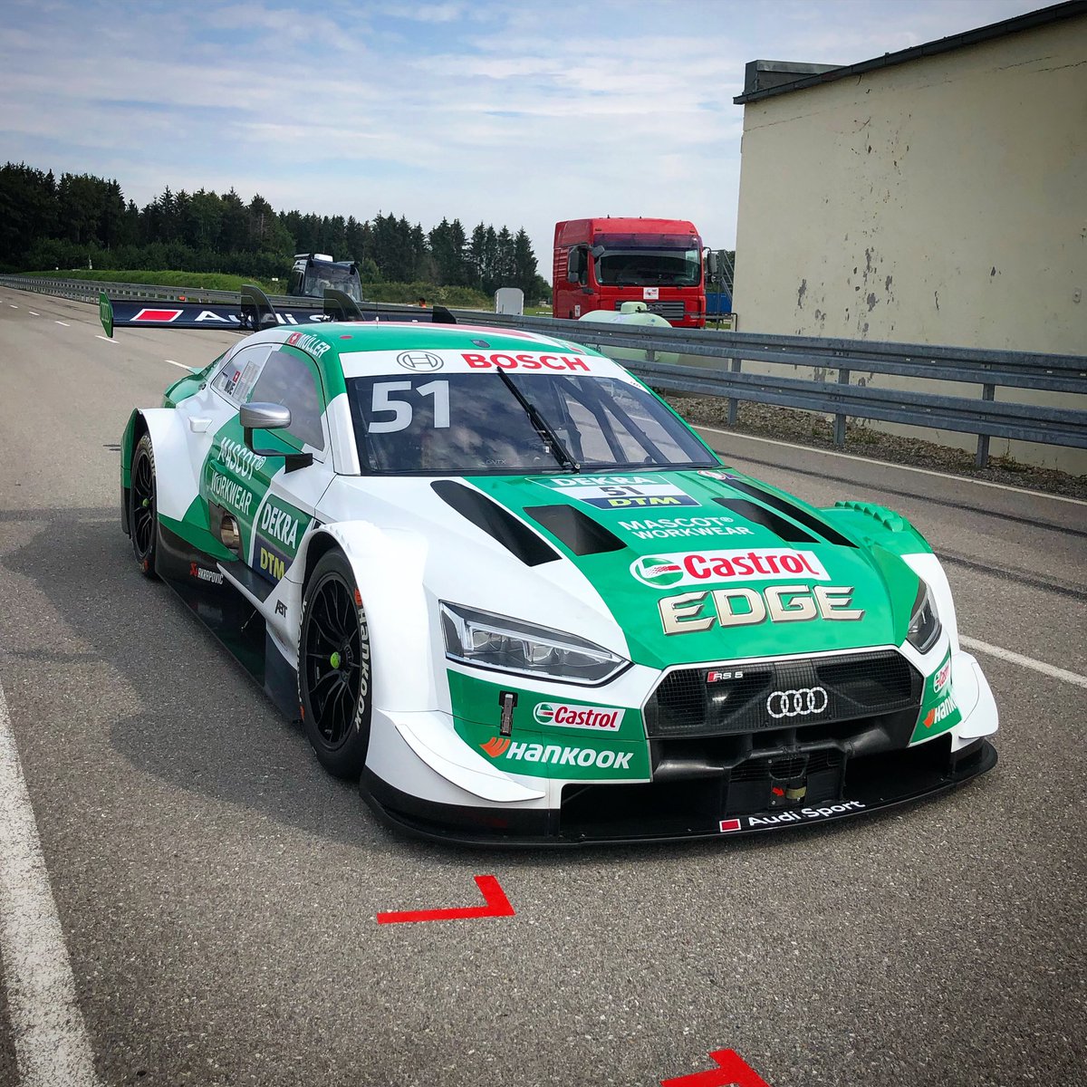 nico_mueller's tweet photo. ONE WEEK TO GO - SHE‘S READY!!! 🔥👊🏻
#nm51 #fullpull #dtm #audi #audisport #abt #rs5dtm #focus #onegoal https://t.co/J46T3MsjLe