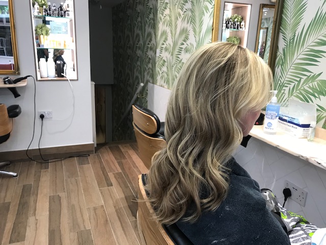 #WeekendRoundup Some more shots from this weeks clients - I hope you all enjoyed your makeovers. 
Have a great weekend and I'll see you next week with some new styles. 
#staysafe #wearamask #londonstylist