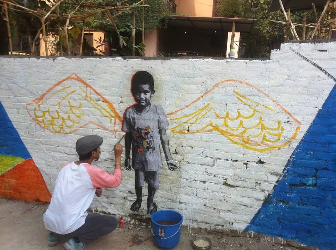 Bodhi_Bimal's tweet image. #wheatpaste 
#streetartnepal #stencilart #bodhiart #basquiat #crown #nepalstreet