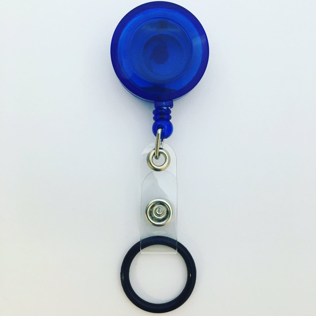 🌟This is perfect to hold your antibacterial hand gel with the added convenience of the retractable yo-yo clip. Just £1 (ex vat) 🌟 mirrorbadge.com/collections/se… 🌟 #handgel #washhands #yoyo #nurse #ot #physio #domestic #HCA #practioner #GP #medic #hospital #districtnurse #ipc