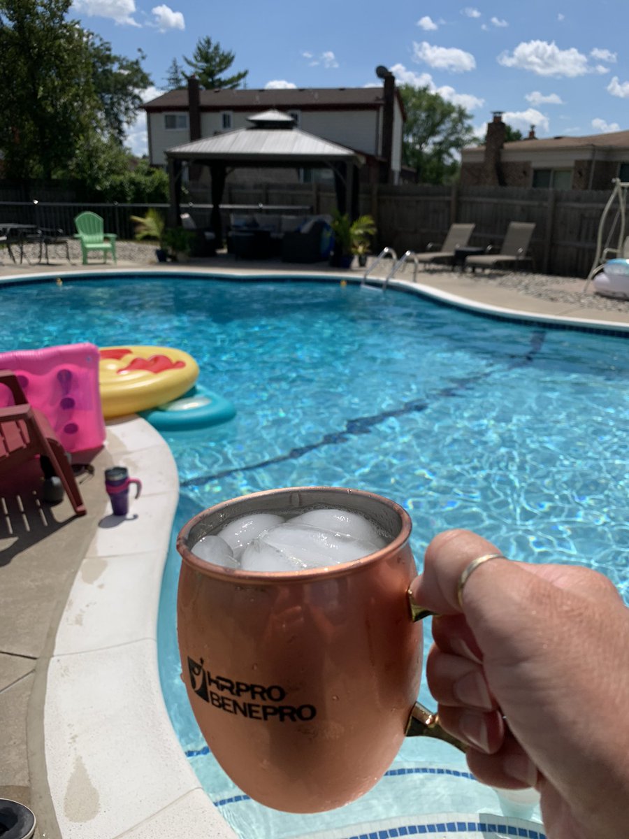 JLWajeeh's tweet photo. Not minding stay at home quarantine! #MySummerInSixWords https://t.co/PqNPvvNv5Q
