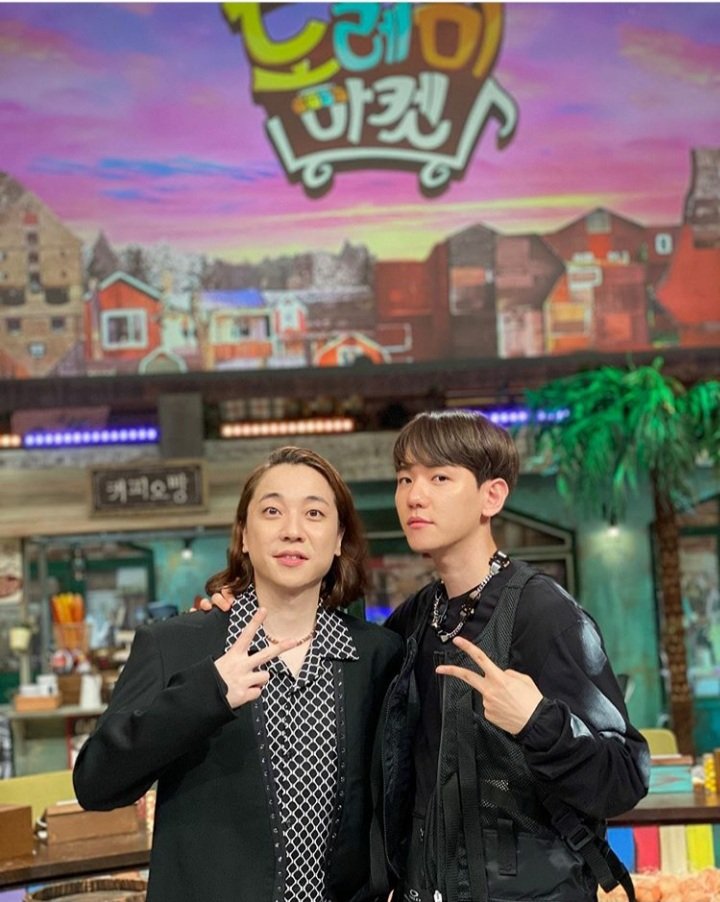 WWEXOL's tweet photo. [OFFICIAL] amazingsat_official Instagram Update - #BAEKHYUN

"넉살 좋은 배켜니"

🔗https://t.co/jqwPXRjD1z

#AmazingSaturdaywithEXO

#백현 #엑소 #EXO @weareoneEXO @B_hundred_Hyun https://t.co/IuyJEsihun