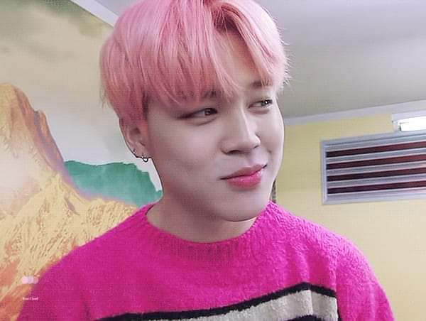 cjluvsbts's tweet photo. Jimin looks so angelic in these pictures
#pinkjimin #parkjimin
#MTVHottestBTS
@BTS_twt https://t.co/zjxwDN42zt