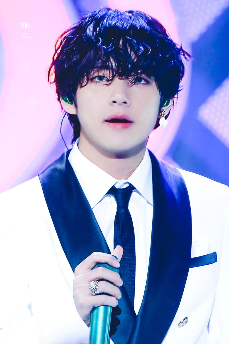Tae_VVante's tweet photo. πββ¨πΊ
#KimTaehyung #V #VANTE #Singularity #Scenery #SweetNight #FindYourPurple #WE_PURPLE_V #BTS #νν #λ°©νμλ
λ¨ #VBtsM @BTS_twt
πΈ @V_ibe_1230 β¨ https://t.co/tV9jhth7z5
