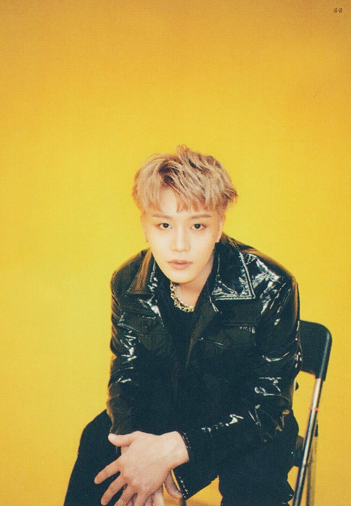 also this kick it taeil in this fit and yellow background, look at that jawline