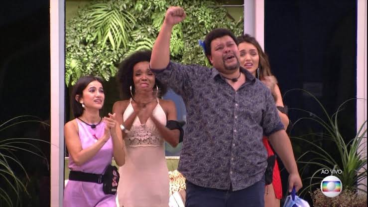 dougIxs's tweet photo. as pessoas onde estão dizendo que o último dia de felicidade foi na eliminação do pyong, definitivamente não viveram esses dois grandes dias https://t.co/pkG7ICFy5Q
