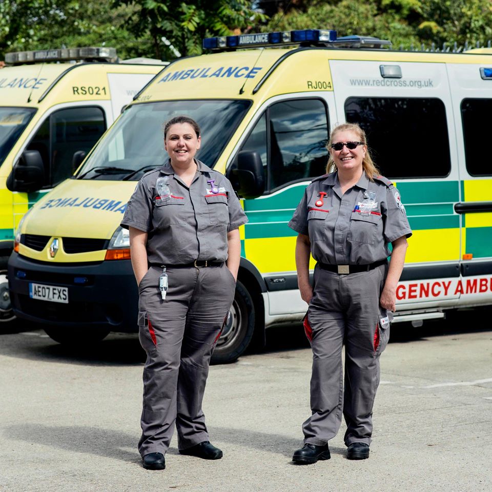 IFRC_Europe's tweet photo. This mum and daughter duo, Carrie and Amy, have been volunteering for the @britishredcross ambulance support service during the pandemic.

They both wanted to volunteer in this role because they felt it was the right thing to do, using their skills and experience to help others. https://t.co/EYHUUOfZJP