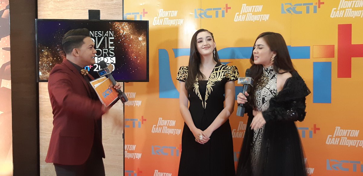 RCTIPlus's tweet photo. Cantik-cantik ya para aktris yang hadir di IMAA 2020. Ada Ranty dan Felicya di Red Carpet yang bisa ditonton di RCTI+.
Klik link https://t.co/jloD5RCYAj
#RedCarpetIMAA2020RCTIPlus #IMAA2020 https://t.co/mP54kn35I2
