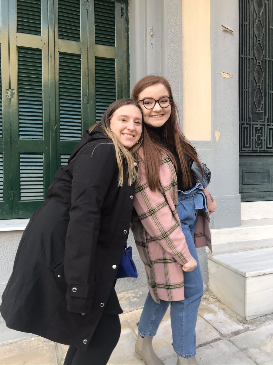 CleekMorgan's tweet photo. Happy 21st BIRTHDAYYYY to this gem! College wouldn’t be the same without late nights in studio procrastinating, el zarape dates, half hour sauna sessions, club penguin, and more 💞 so excited to be living together this year! Drink it up bitch, see you soon 🤪🥳🥂@bailicnull https://t.co/soSnS7ypO2