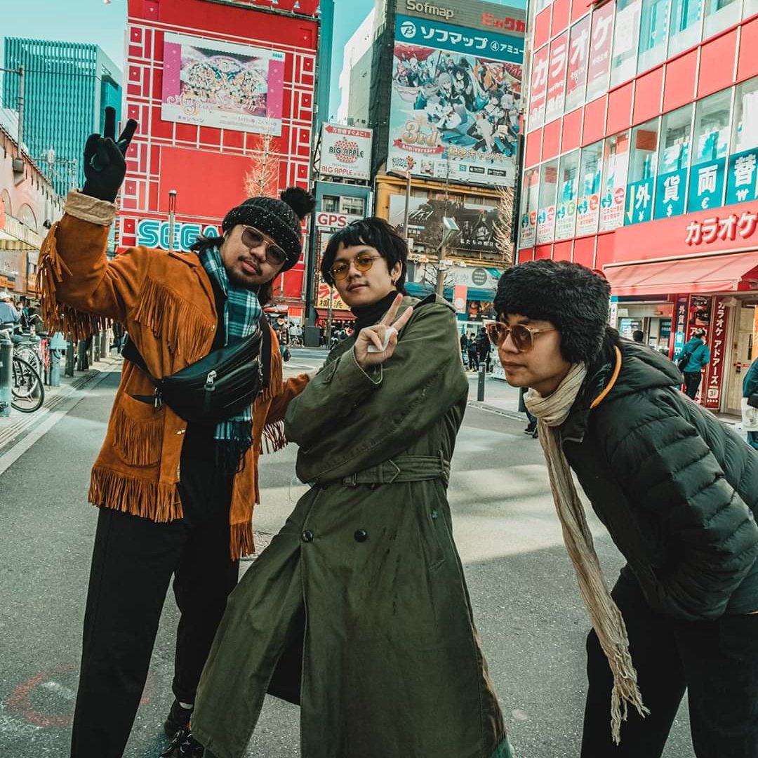 sumalangityawa's tweet photo. IV OF SPADES AND BEN&amp;BEN WORLD DOMINATION https://t.co/nVkmK0apol