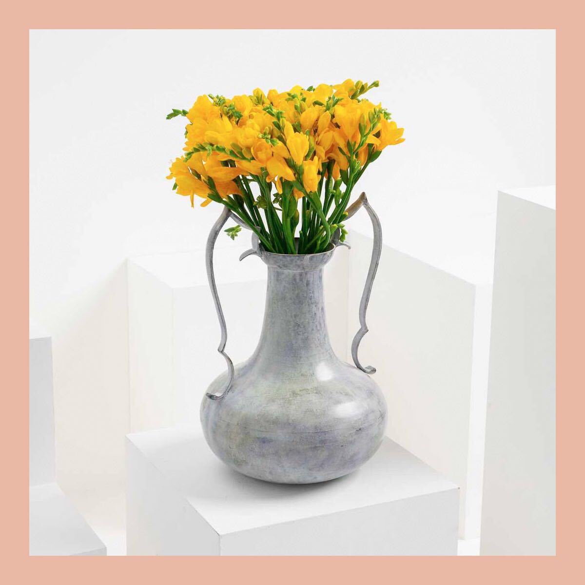 flowardCo's tweet photo. باقات العيد متوفرة الآن على فلاورد في الكويت🇰🇼🌼 #ابحث_عن_الخروف #findthesheep https://t.co/eiG1qstZOz