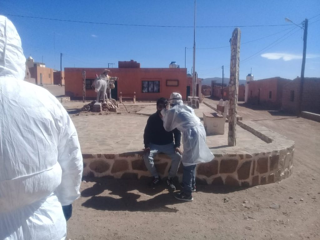 GobiernoJujuy's tweet photo. #Jujuy: Rastrillaje masivo en toda la Provincia.
https://t.co/iLTI9kgwyW #QuedateEnCasa https://t.co/zMoWh7ANQz