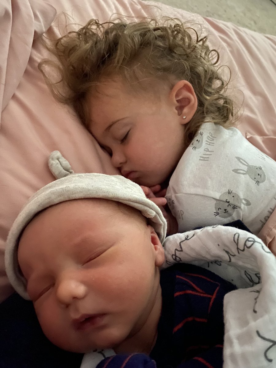 JordanAliseee's tweet photo. Oh hey, we had a baby and I forgot to share with the twitter world 🤷🏼‍♀️🤍 #BreckenChance https://t.co/46KxrUWa7s