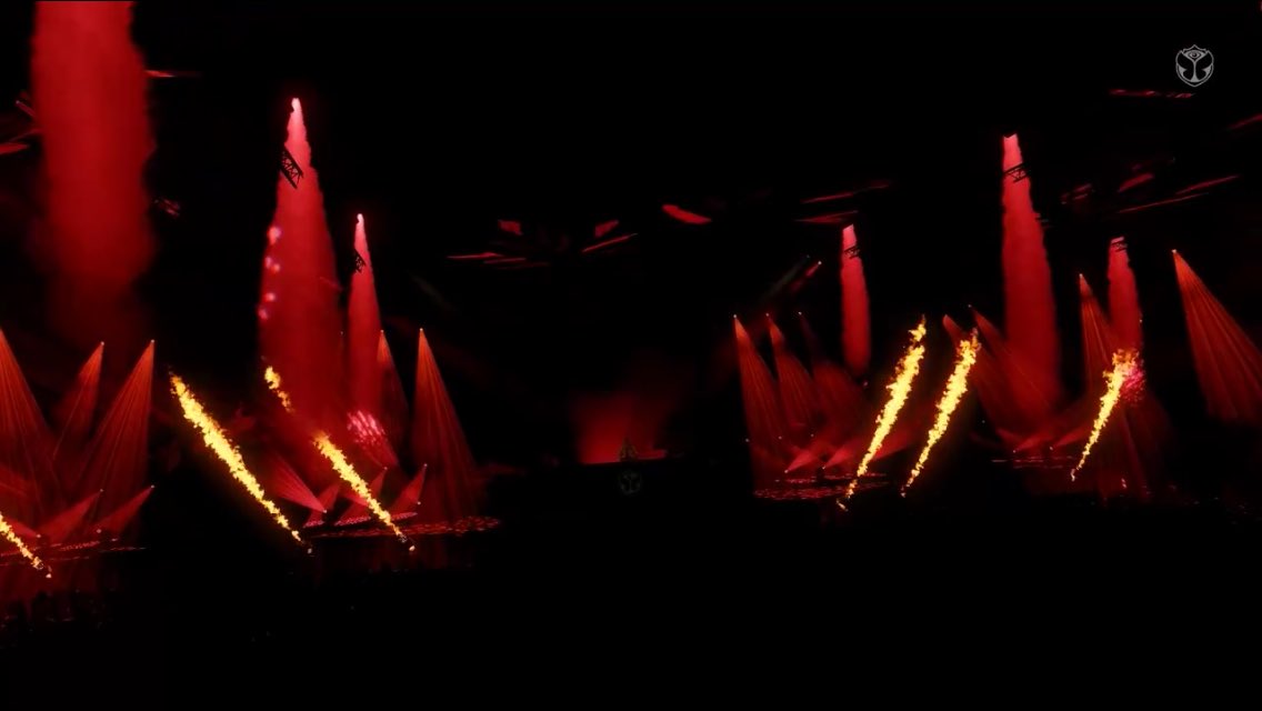 1morediscovery's tweet photo. #tomorrowlandaroundtheworld #Tomorrowland2020 @jackback aka @davidguetta on the Freedom Stage 🤯🤯🤯
@tomorrowland bravo 🥇 https://t.co/Y2Uf4MdU3E