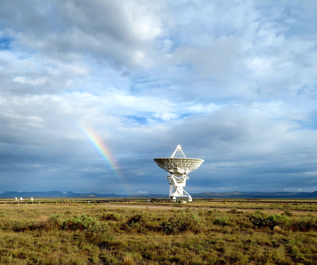 TheNRAO's tweet photo. Thanks to our #VLA Safety Officer, Aspen Doan-Isenhour, for capturing this amazing photo during monsoon season in New Mexico (and for being part of the team that’s keeping our employees safe while we continue to do science during Covid). #rainbow 🌈 https://t.co/m9vxZyrZsD
