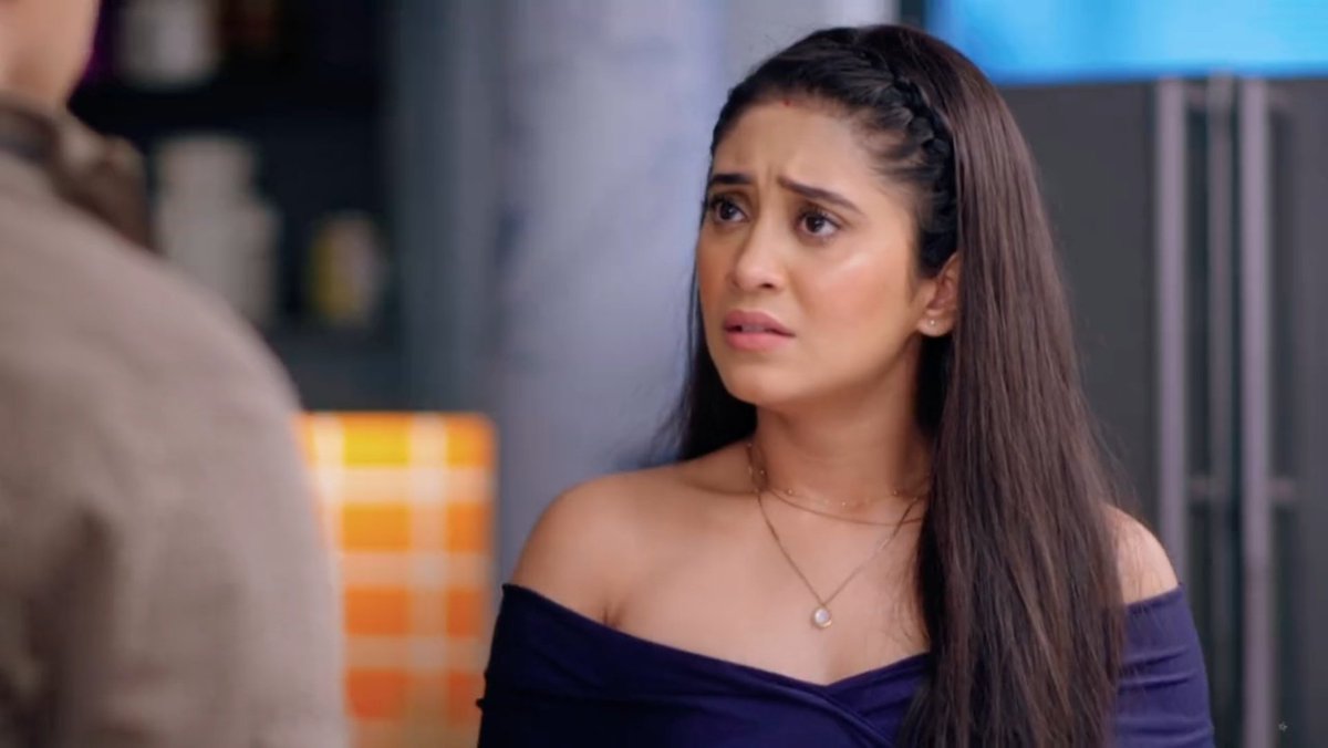 He truthfully told her that he has to leave,For he couldn't confide in anyone else.But after countless separations the word leave,Filled her with a strong feeling of dread.The concept of separation is  #Kaira's worst nightmare. So when he speaks about it, she panics. #yrkkh