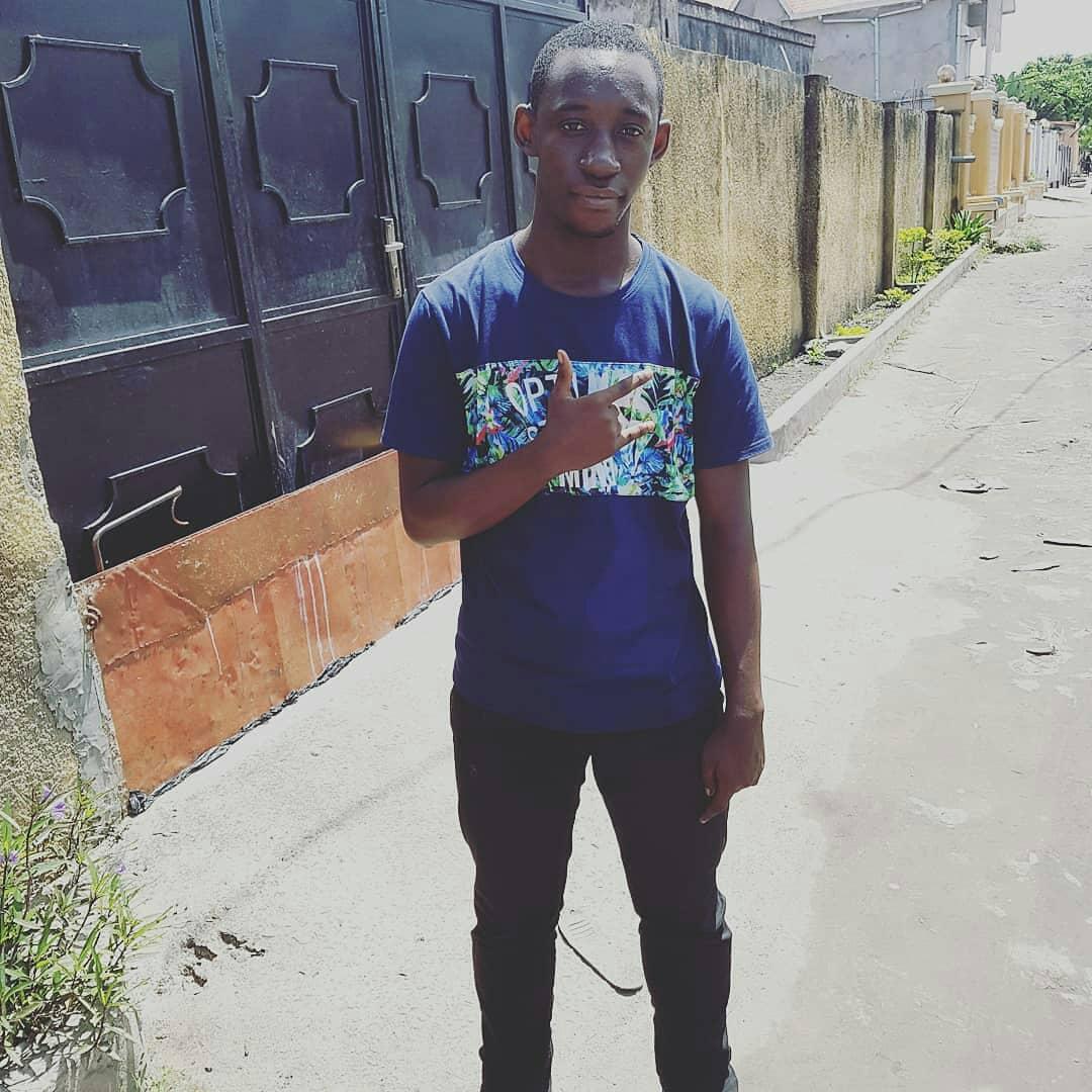 elemo_l's tweet photo. Remercie notre seigneur Jésus Christ si il ta trouvé une femme fidel ou un époux fidel car dans notre époque ce difficile des trouver vraiment une femme fidel ou un époux fidel que les ciel vous benisse vraiment à 100% ne soiyer pas timide venez chercher Dieu que les ciel https://t.co/vr2hOBPPex