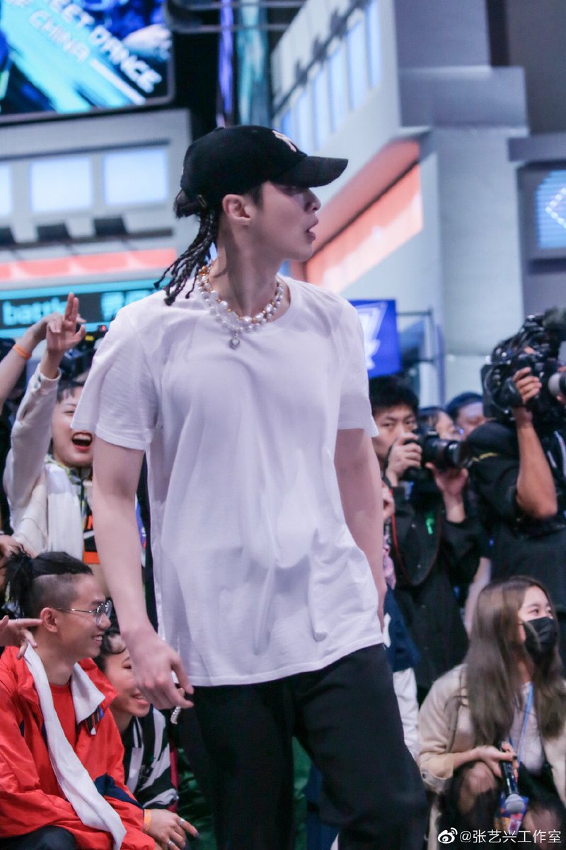 Shi99Mo's tweet photo. เดี๋ยวก็ชิป #เลย์ชิง #LayXing ซะนี่ https://t.co/KpulKIGMKR