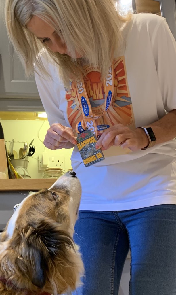 Bumble Bee tweet media