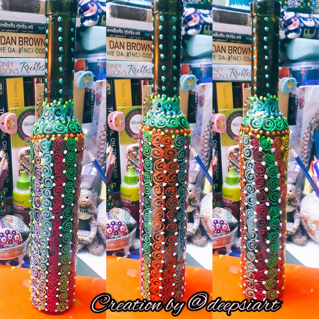 deepsiart's tweet photo. "Creativity involves breaking out of expected patterns in order to look at things in a different way." -- Edward de Bono
💁‍♀️'Love to make bottle art' 
#bottleart #bottlearts #bottleartwork #bottleartcreation https://t.co/DdrDdoEpW2