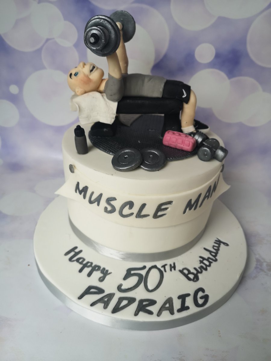 LilyBellesCakes's tweet image. Happy 50th Birthday Padraig. #lilybellescake
