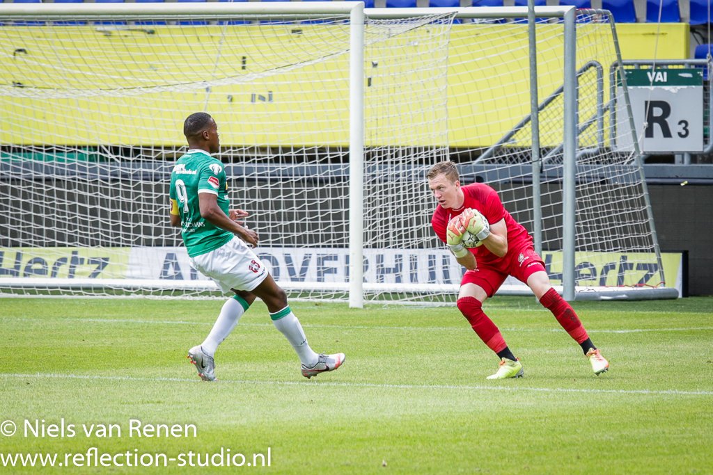 FortunaSittard's tweet photo. PRESEASON VIBES! 🤩
#SamenNaoVeure #FORDOR https://t.co/g3vnlG0ckO