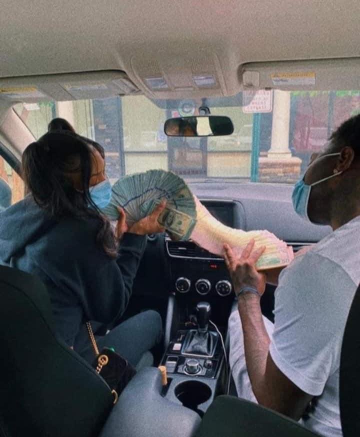 chaseabagsay's tweet photo. lowkey relationships are the best.. bae wya? 😔🖤 #MBNN! https://t.co/hQjQBqrYB5