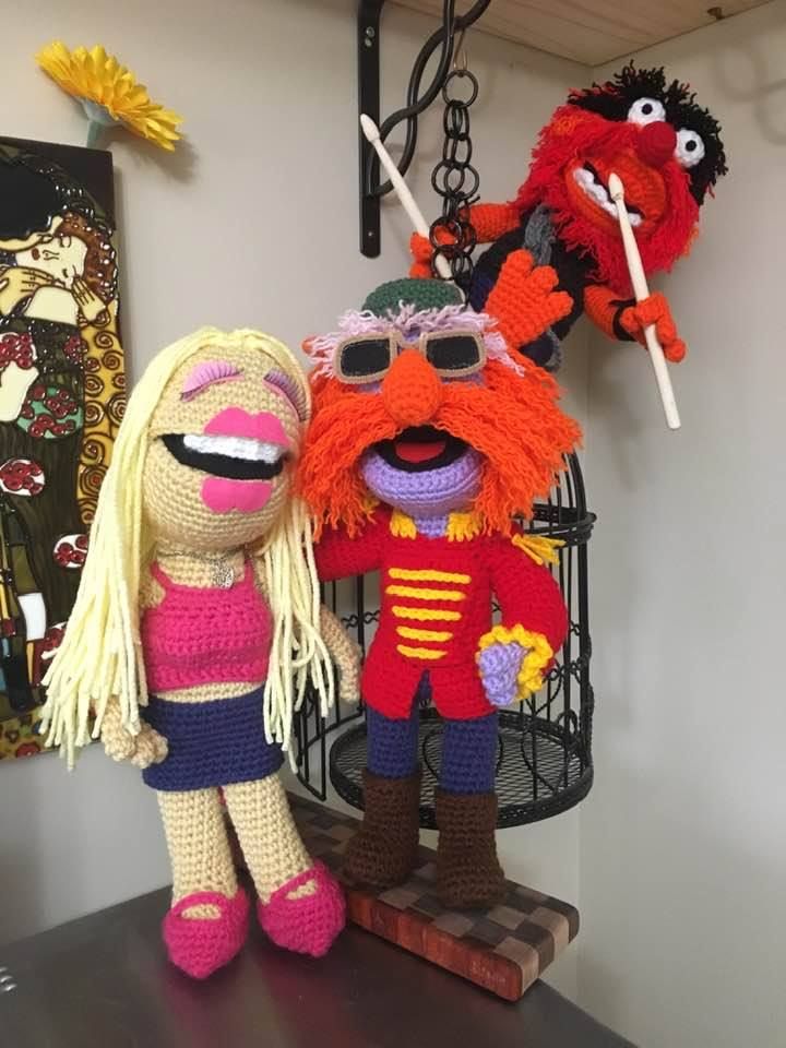 knithacker's tweet image. Barbara Smith's Amigurumi Muppets Are The Best Thing You'll See Today ... She's A Crochet Master! 👉 buff.ly/2OUbnJV #art #fiberart #amigurumi #crochet #muppets #theelectricmayhemband #handmade #diy #crochetaddicted