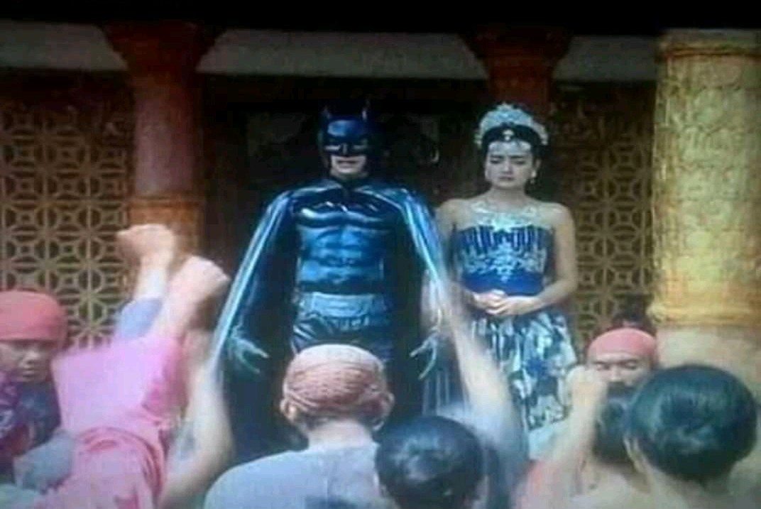 QDarkPhoenix's tweet photo. SeUmuR UmuR BeLajAr SeJarAh,, BeLuM PerNah LiAt BaTmAn aDa Di KeRaJaaN MaJaPahiT https://t.co/ScDyGssdCx