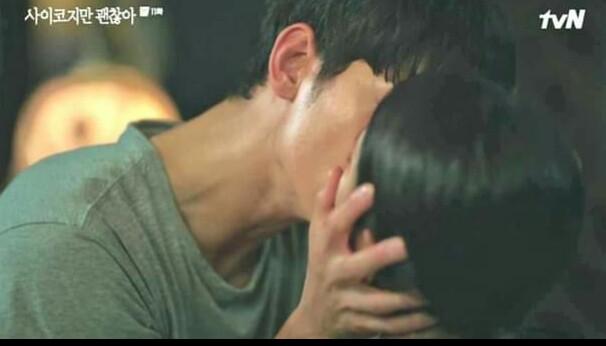 asseyinking's tweet photo. To the PD nim and the rest of the creative staff:
We,the fans of this high-caliber drama, are humbly asking for your generosity to please release the BTS of the said scene.We will be forever indebted to you for this. Daedanhi Gamsahabnida!
#ItsOkayToNotBeOkay https://t.co/OPnWqWhi0W