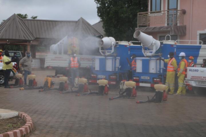 ZoomlionLtd's tweet photo. Seventy-Five (75) Markets in the Six (6) Municipal and District Assemblies (MDAs) in the North East Region have benefited from the nationwide disinfection of Markets, Public Toilets, and other Public Places.

#ZoomlionDisinfects https://t.co/KLTlHoV4UT