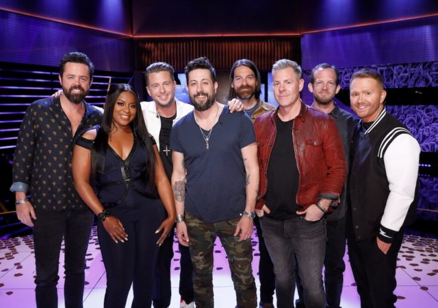 SABC3's tweet photo. #TheStageIsYoursOwnIt
Coming up on #Songland at 19:00: Country hit makers Old Dominion comes to Songland to hear unknown songwriters pitch their original material to be featured in an upcoming Jeep commercial.
#NewShows
#JulyShows https://t.co/EvyhtjwoPp