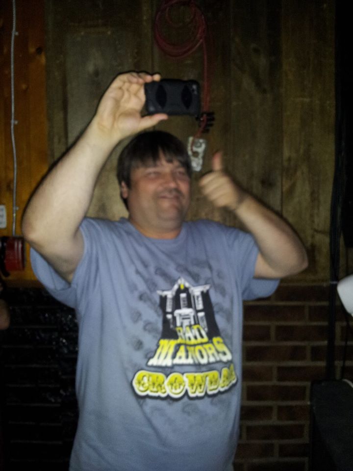 bigmarkp's tweet photo. #ThankUStaff &Bands #ThisAintHollywood #GreatPlace #RobertGordon #ChrisSpedding #RobStoner #SleepyLaBeef #Crowbar #Trickbag #RocketRenegades #FlaminGrovies #DickManitoba #DekeDickerson #BarrenceWhitfield #TeenageHead #ForgottenRebels #JonnyWinter #GaryUSBonds #BARK #Melanie #RevH https://t.co/Vy4D721QNW