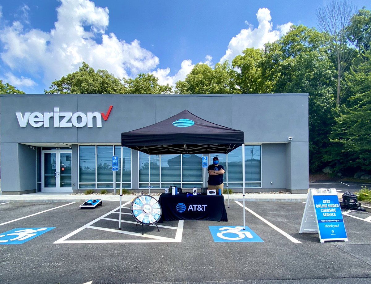 SEL_Maxim's tweet image. Switch Over Saturday has never looked so good! @keroninc @JPotter24 @MightBeMikeB #SWITCHoverSATURDAY