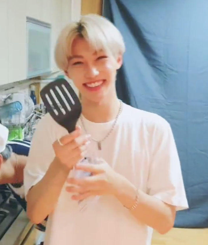 yeah it seems like hyunjin went grocery shopping with his parentshe said his parents bought them this spatula and butter  https://twitter.com/shmesm2/status/1287048127006953475