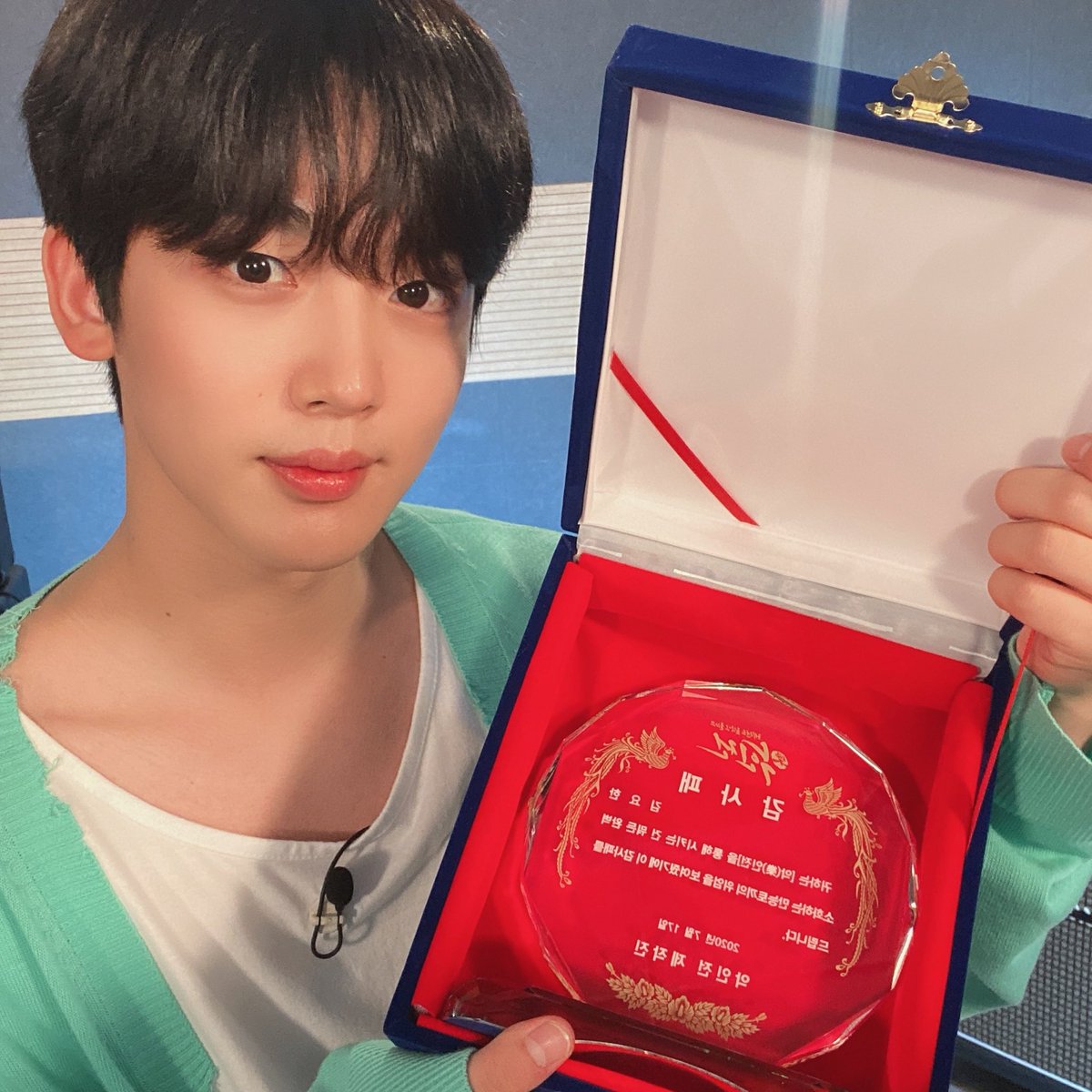 새로운 도전과 너무 값진 경험을 하며 🌟매번 눈부시게 성장하는 요한이를 볼 수 있던 '악인전'이 끝이 났습니다😭
항상 늦은 시간까지 만능토끼요한이와 함께해주셔서 진심으로 감사드립니다🐰❣️

#위아이 #WEi #김요한 #KIMYOHAN
