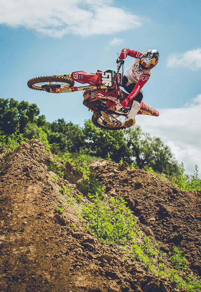 REVISTA400's tweet photo. Con el reinicio del Campeonato del Mundo de #Motocross 2020 a solo unas semanas de distancia, los pilotos oficiales MXGP y #MX2 del #GASGAS Factory Racing se preparan para regresar a la competencia MXGP, con las GASGAS #MC450F y #MC250F... https://t.co/9SHrMOeh4P
#TodosSomos400 https://t.co/AxamRA2LNW