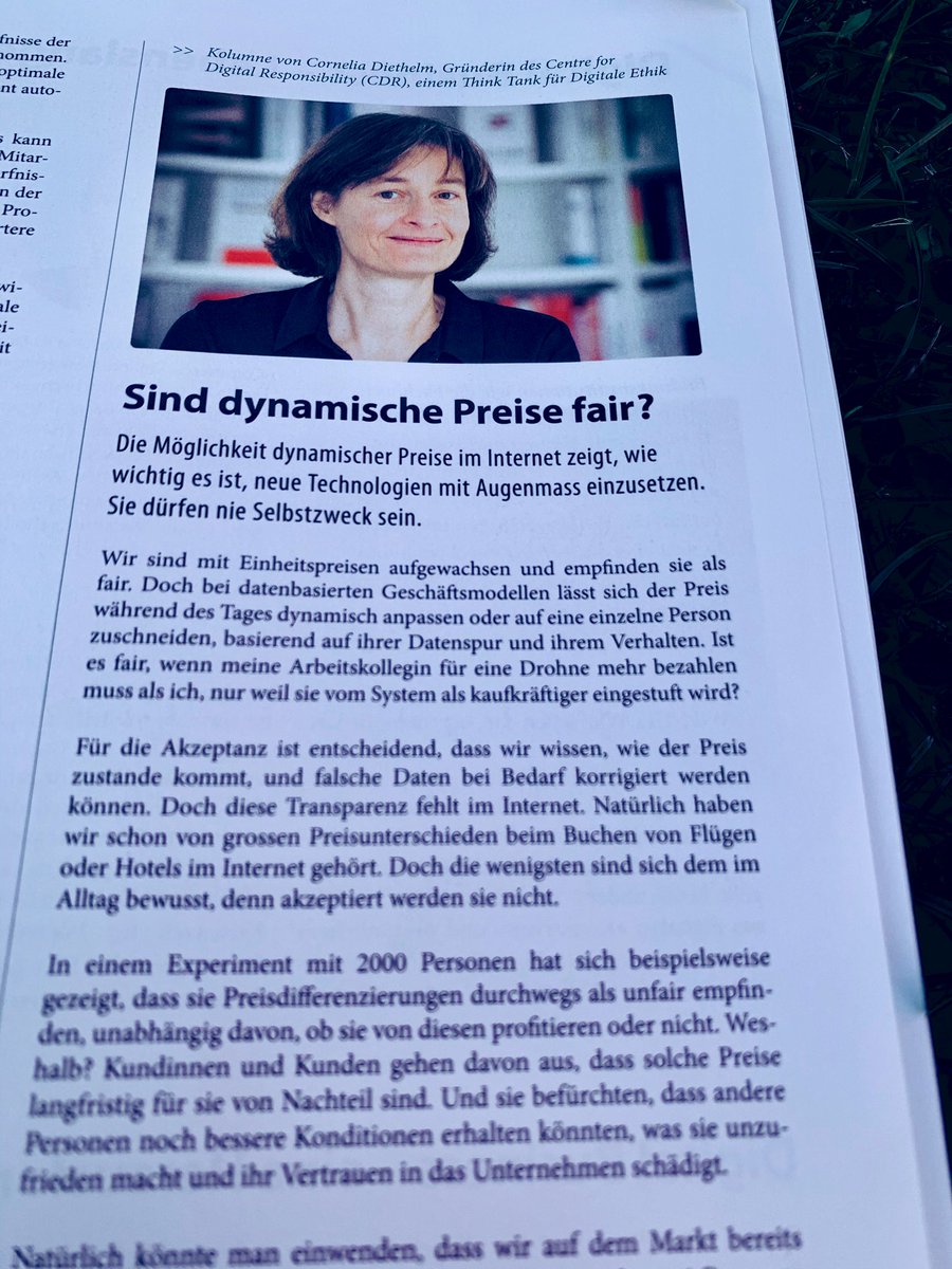 vrmandat's tweet image. Spannende Kolumne im #TopSoft Magazin zum Thema #Preise: “#Ethisch bedenklich ist, wenn kaufkräftigen Kund*innen günstige Angebote auf Grund der errechneten Zahlungsbereitschaft gar nicht erst angezeigt werden oder wenn ein dringend benötigtes Produkt überteuert angeboten wird.”