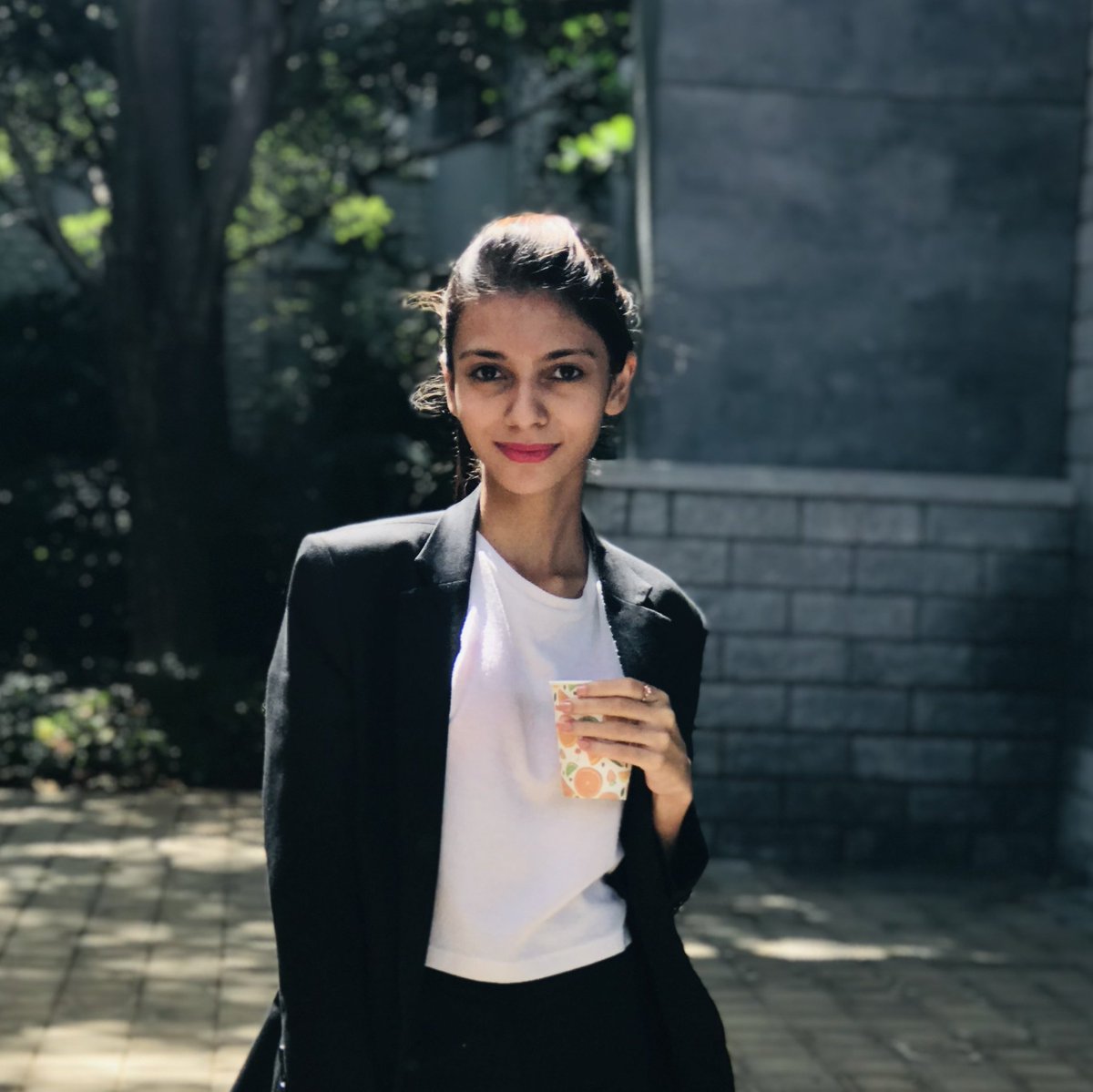 aliya1898's tweet photo. Missing the blazer days 💭 https://t.co/cmyihBjwLD