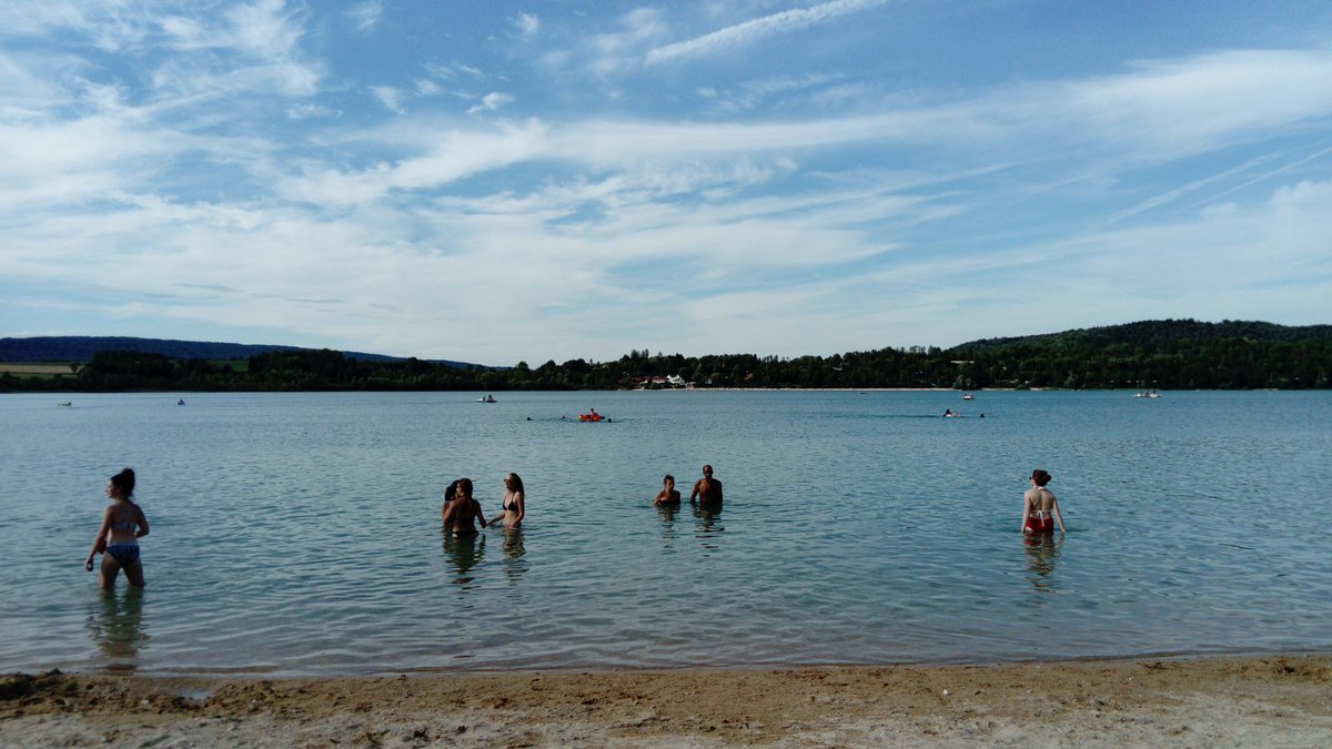 DESRUMAUX_Mat's tweet photo. Lac de Chalain, Jura
#sortezchezvous https://t.co/AgOEvAhPDz