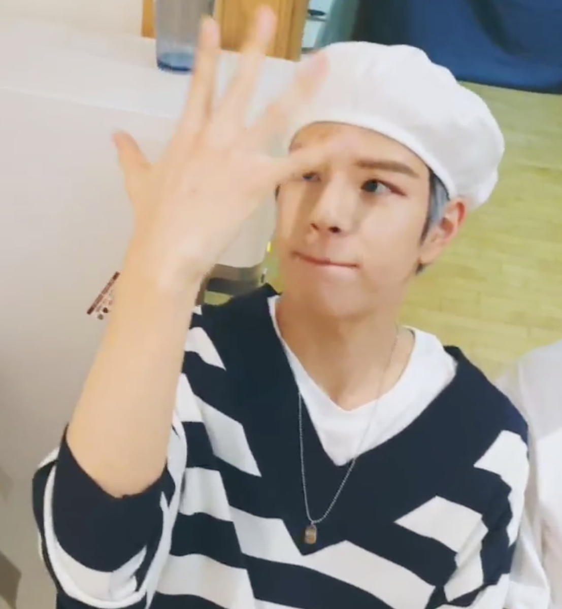 ended with 00s rock paper scissors to decide who does the dishesseungmin eventually lost