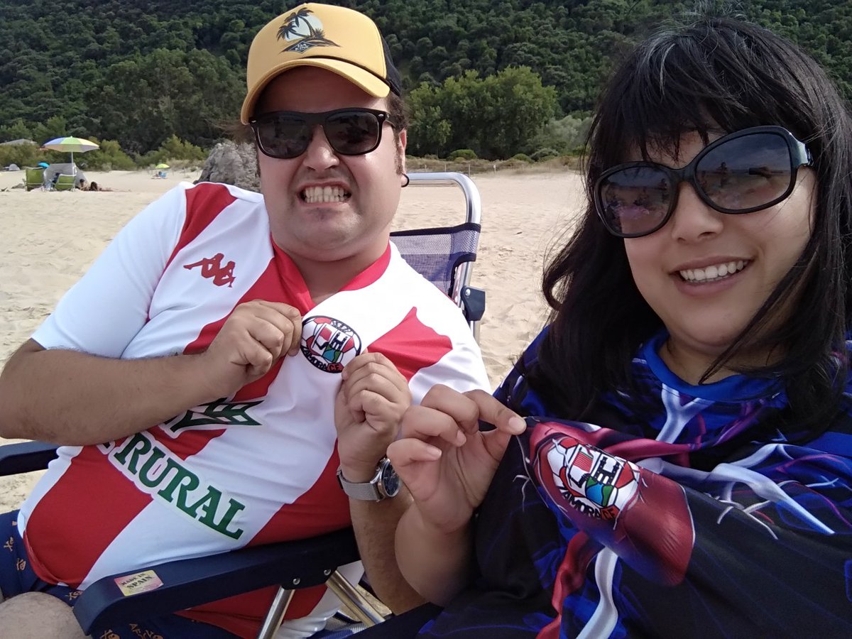 macoslo's tweet photo. @ZCFoficial escucharemos el partido mientras nos relajamos en la playa de Noja #VAMOSmiZamora https://t.co/Z0EoUuh7Ui