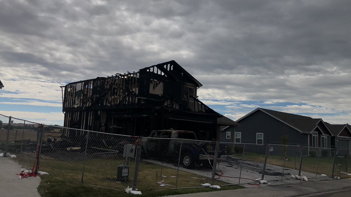 ENT_AV's tweet photo. @marcuslemonis @CampingWorld @marcuslemonis #campingworld we had a family in our neighborhood loose their home and vehicles in a house fire. I don’t know them or what they currently are doing to get by but if there is anything you maybe able to help them with I will get their info https://t.co/J517P5KFcW