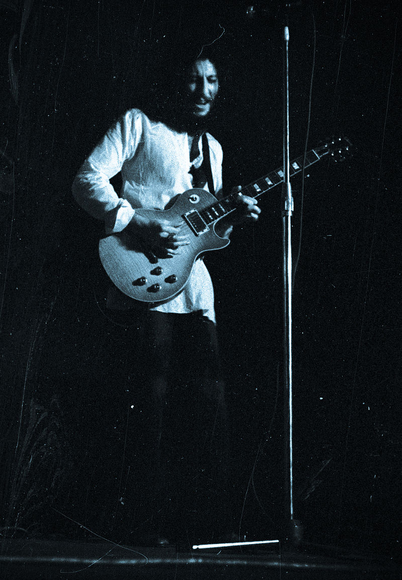 tomrussell666's tweet photo. Sad to hear today about the death of Peter Green who was the original guitarist and singer with Fleetwood Mac
Just think ... Oh Well / Albatross / Need Your Love So Bad / Green Manalishi

I saw him live once in the late 60's ....... he was superb

Peter was only 73 https://t.co/0OjsnJokp5
