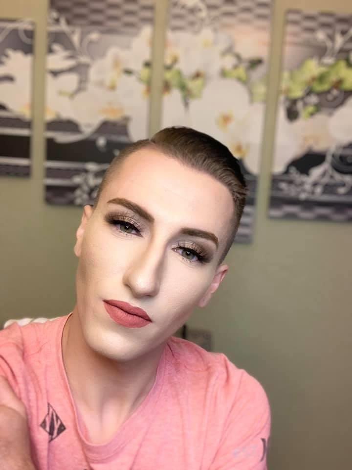 JMLBeautyDude's tweet photo. New Creamy Eyeshadows and Liquid Lip! Love them! 😍 Pink Glow &amp; Brown Sugar Creamy, + Baby Cakes &amp; Warm Taupe Monos, a dash of Morocco Pigment finishing off with Perfect Rose Liquid Lip 🔥 #FARMASi #FARMASius #makeup #guyswithmakeup #liquidlipstick #eyeshadow https://t.co/V0gyvJ3oNi