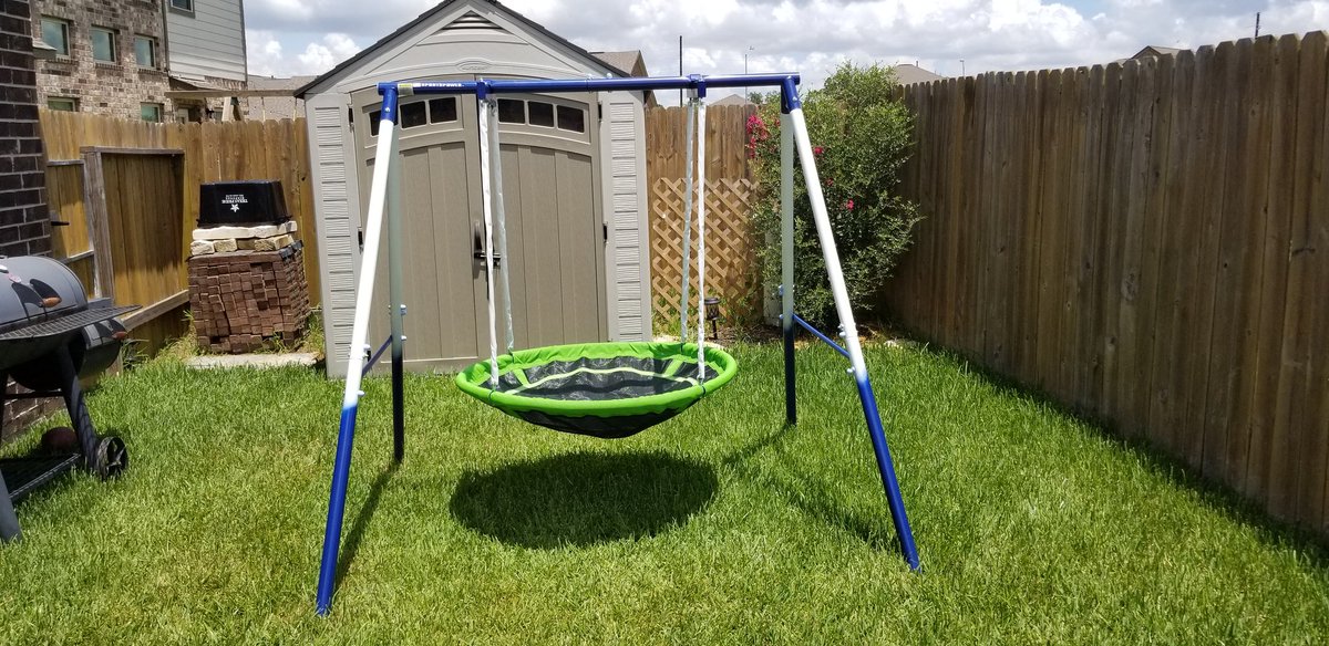 LisaLittleLamb2's tweet photo. 🚨Reduced Prices: Both of these jewels must go asap! 
#LittleTikes Fold-Pack and Roll Trampoline #Saucer seat Swingset
#LikeNew #PickUp 

DM if interested! Thanks https://t.co/0nzZanlylr